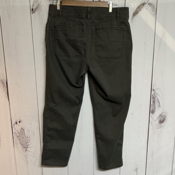 The North Face Women’s Cropped Chino Pants Olive Green – Size 8 - Picture 3 of 11